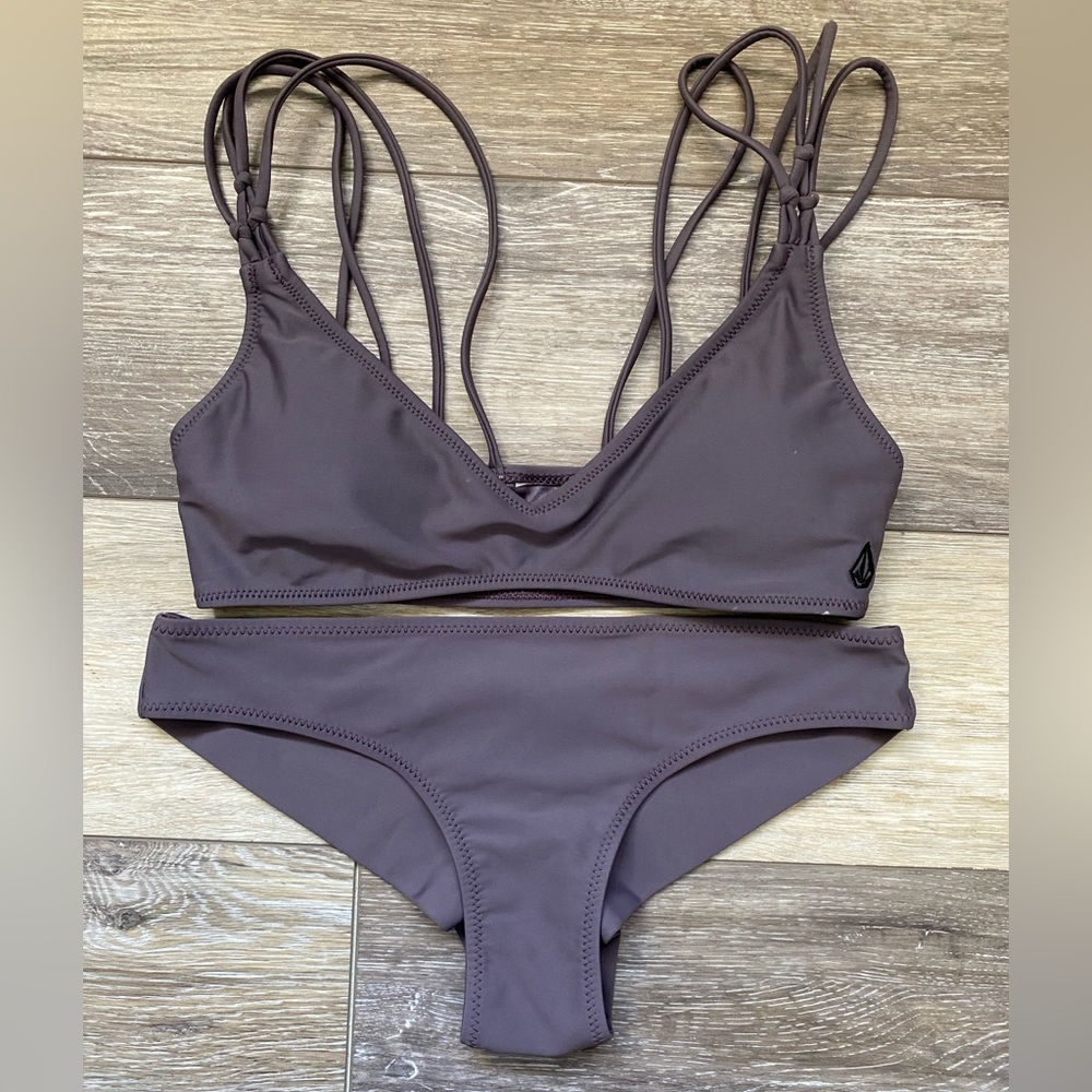 Volcom Bikini Set, Size XS